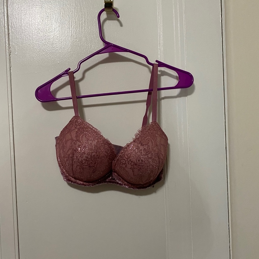 Pink Lace 32DDD Victoria Secret Bra